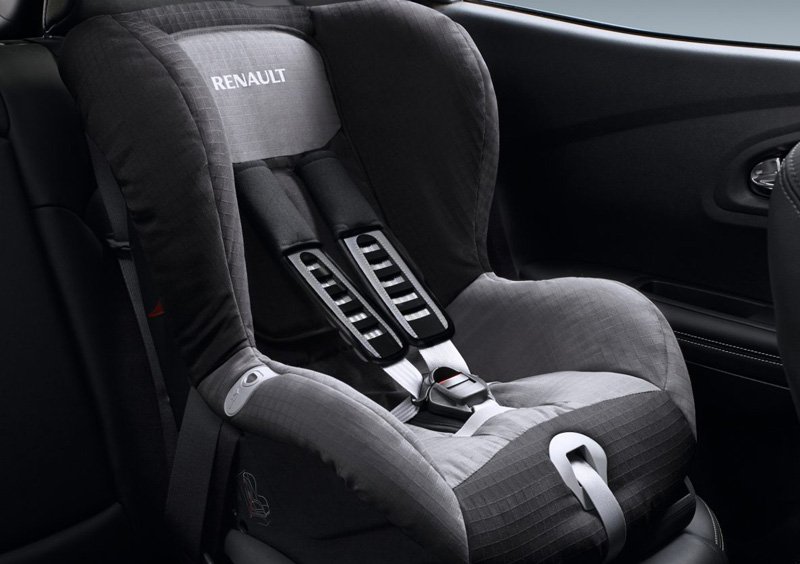Isofix, el sistema que garantiza la seguridad de tu hijo en el coche