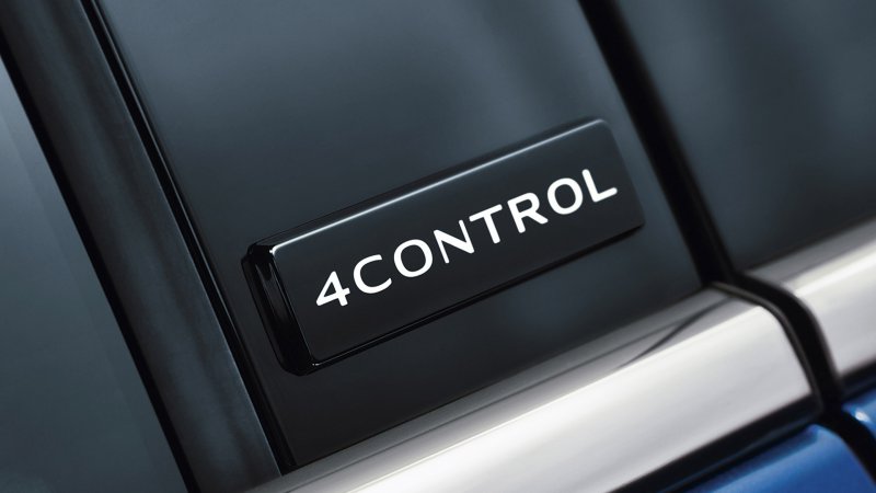 El nuevo Renault Mégane incorpora el sistema 4Control